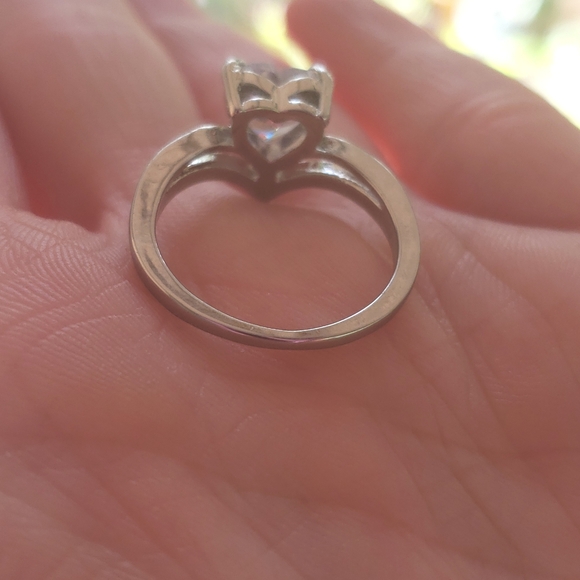 HEART-SHAPED LAB-CREATED SAPPHIRE RING IN STERLING SILVER - Picture 6 of 7